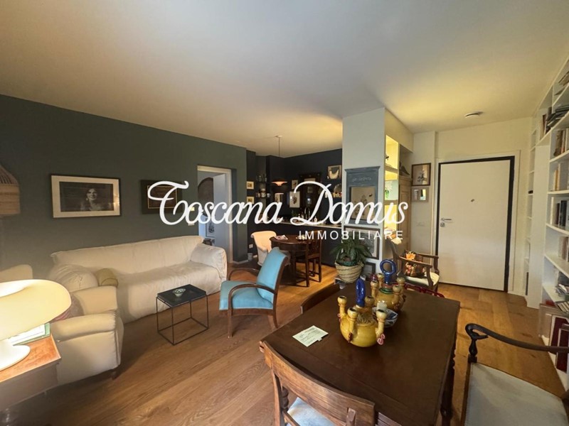 Appartamento in Vendita a Siena, 360'000&euro;, 84 m², arredato