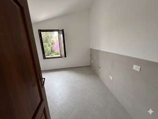 Appartamento in Affitto a Ponsacco, 900&euro;, 250 m²