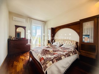 Appartamento in Vendita a Viareggio, 319'000&euro;, 85 m², arredato