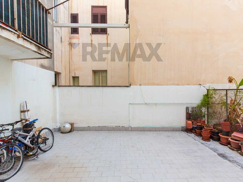 Appartamento in Vendita a Catania, 139'000&euro;, 130 m²