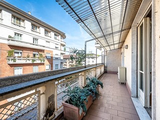 Attico in Vendita a Torino, 480'000&euro;, 126 m²