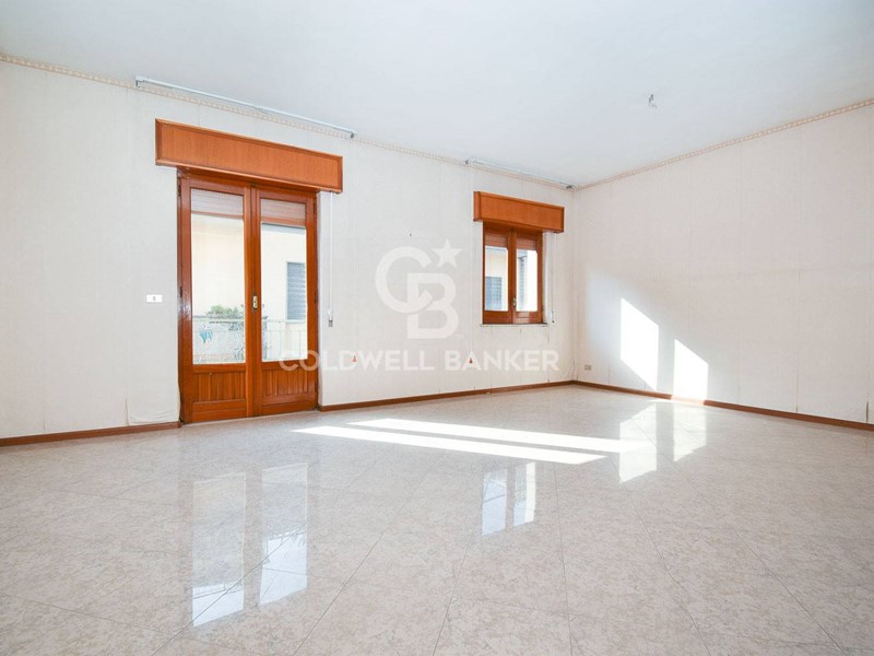 Quadrilocale in Vendita a Misterbianco, 115'000&euro;, 160 m²