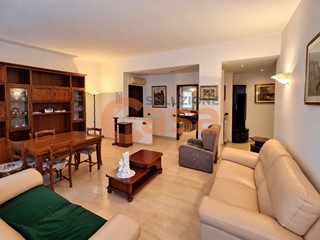Trilocale in Vendita a Piacenza, 188'000&euro;, 119 m²