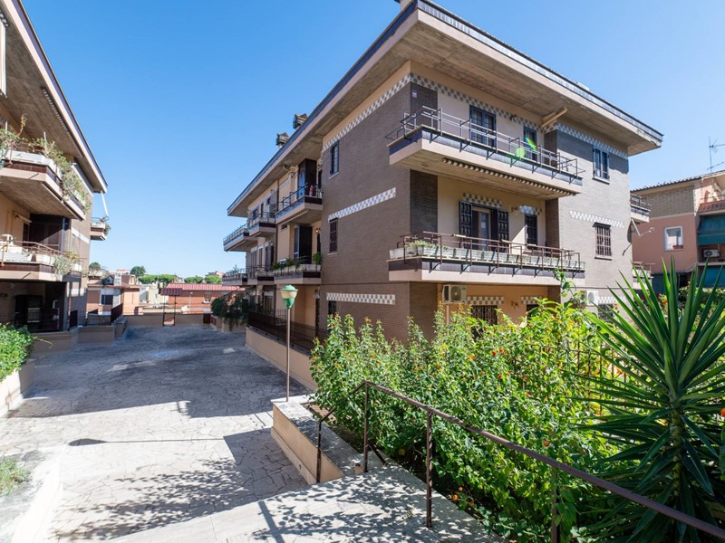 Quadrilocale in Vendita a Monterotondo, 420'000&euro;, 140 m²