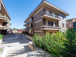 Quadrilocale in Vendita a Monterotondo, 420'000&euro;, 140 m²
