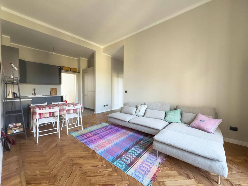 Trilocale in Affitto a Torino, 1'400&euro;, 77 m²