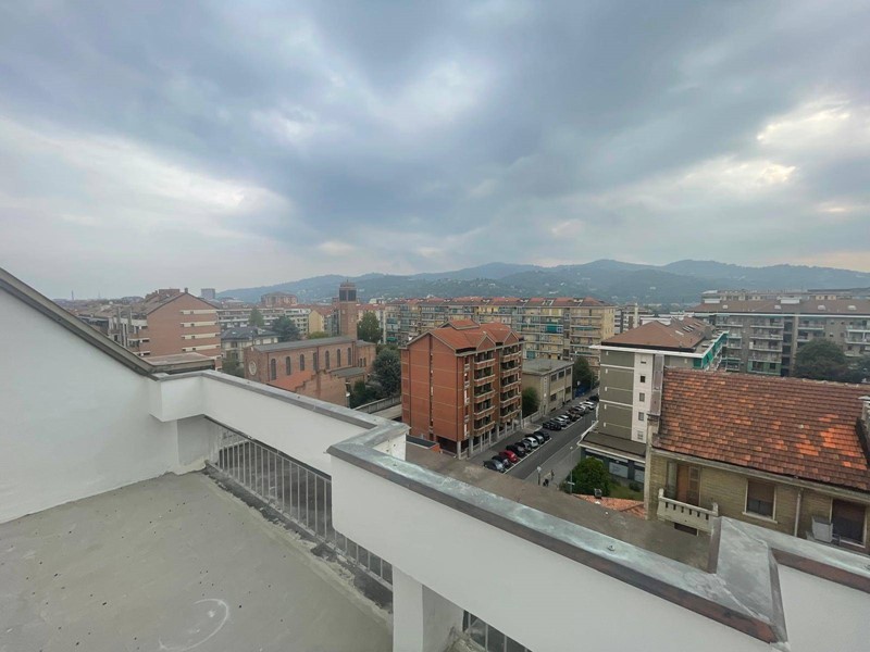 Trilocale in Affitto a Torino, 750&euro;, 70 m²