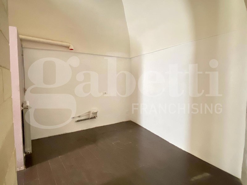 Trilocale in Vendita a Andria, 69'000&euro;, 108 m²