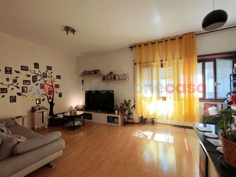 Bilocale in Vendita a Roma, 265'000&euro;, 60 m²