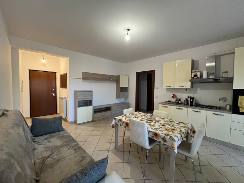 Bilocale in Vendita a Roma, 149'000&euro;, 62 m²