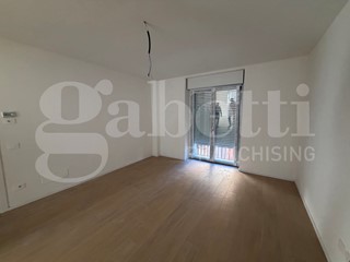 Quadrilocale in Vendita a Terni, 219'000&euro;, 110 m², con Box