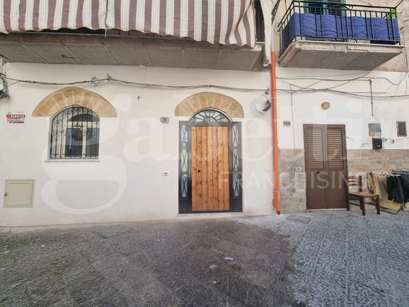 Bilocale in Vendita a Palermo, 109'000&euro;, 55 m²