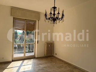 Bilocale in Vendita a Rozzano, 195'000&euro;, 78 m², con Box