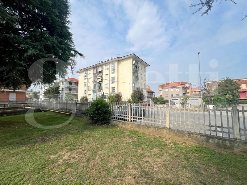 Trilocale in Vendita a Bra, 58'000&euro;, 60 m²