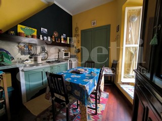 Appartamento in Vendita a Fabrica di Roma, 100'000&euro;, 106 m², arredato