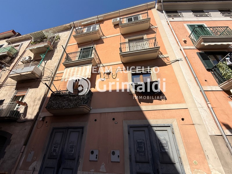 Bilocale in Vendita a Salerno, 78'000&euro;, 56 m²
