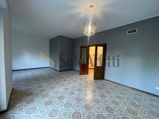 Appartamento in Affitto a Siracusa, 650&euro;, 170 m²