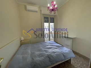 Quadrilocale in Affitto a Siracusa, 800&euro;, 130 m², arredato