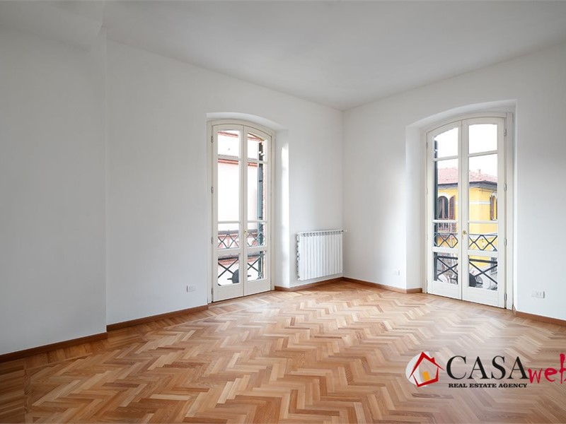 Appartamento in Vendita a Vaprio d'Adda, 475'000&euro;, 200 m²