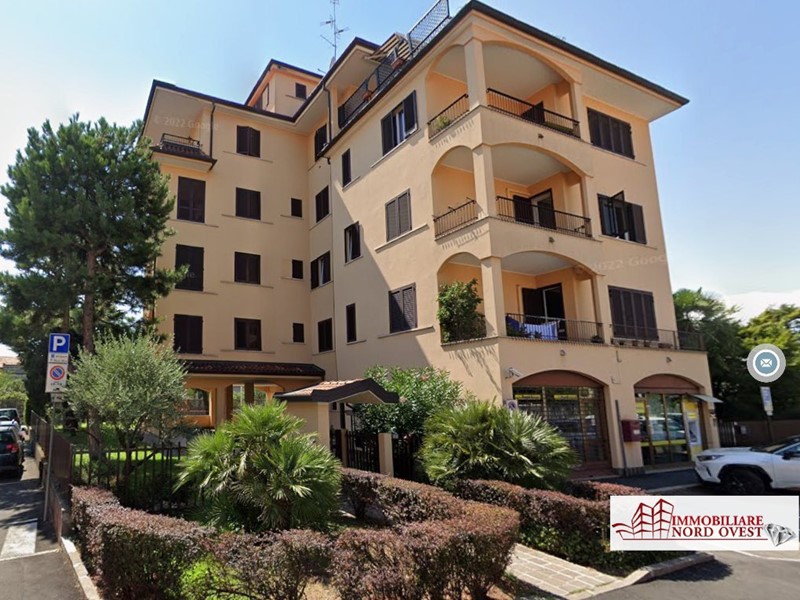 Trilocale in Vendita a Vanzago, 195'000&euro;, 115 m²