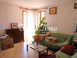 Trilocale in Vendita a Monteriggioni, zona Braccio, 250'000&euro;, 70 m², arredato, con Box