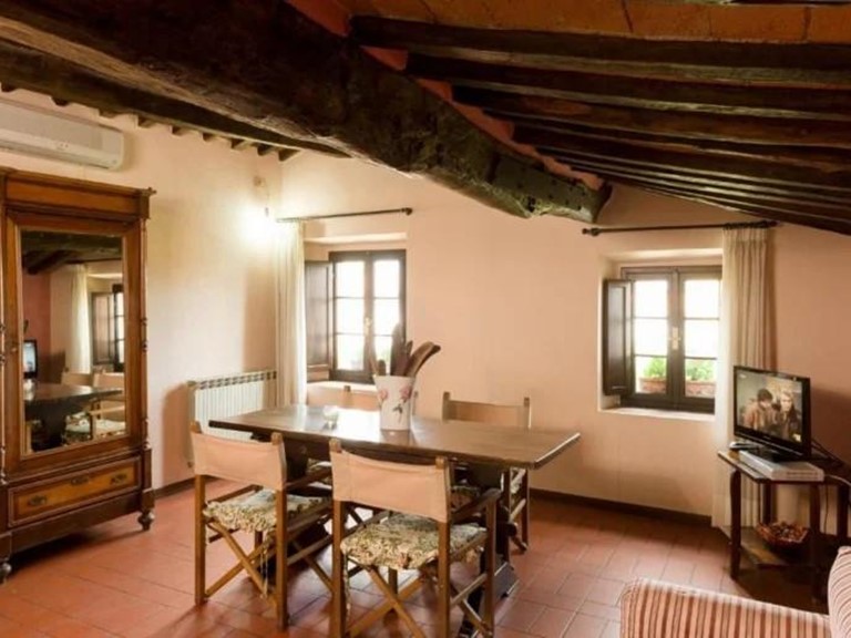 Trilocale in Affitto a Lucca, zona Santissima Annunziata, 800&euro;, 60 m², arredato