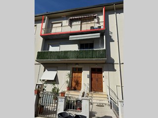 Quadrilocale in Vendita a Empoli, 185'000&euro;, 100 m²