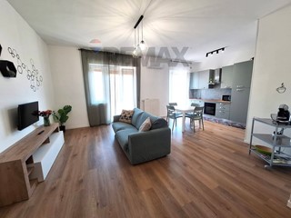 Quadrilocale in Vendita a Lovere, 178'000&euro;, 100 m²