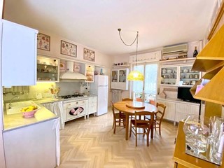 Trilocale in Vendita a Sesto San Giovanni, 329'000&euro;, 106 m²