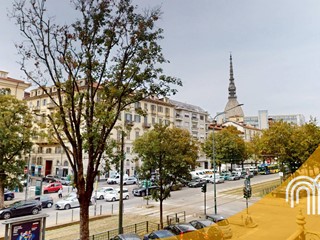 Appartamento in Affitto a Torino, 3'500&euro;, 185 m²