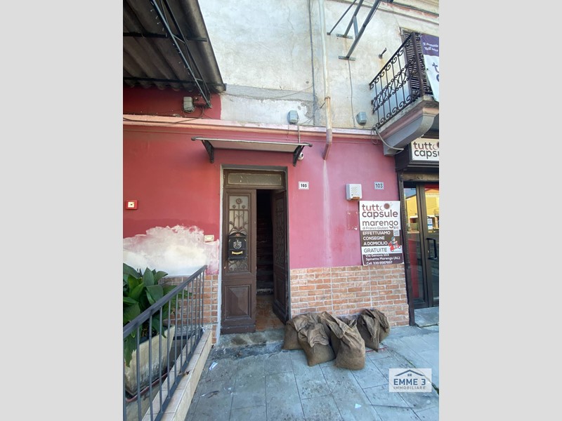 Trilocale in Vendita a Alessandria, 58'000&euro;, 157 m²