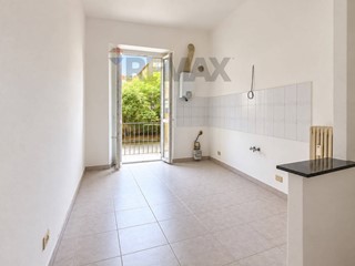 Bilocale in Vendita a Torino, 89'000&euro;, 51 m²