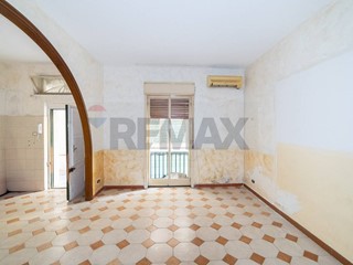 Trilocale in Vendita a Catania, 45'000&euro;, 79 m²