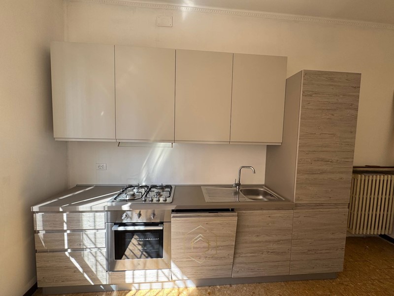 Trilocale in Affitto a Ferrara, 700&euro;, 75 m²