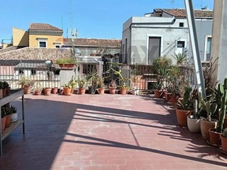 Appartamento in Vendita a Catania, 637'000&euro;, 265 m²