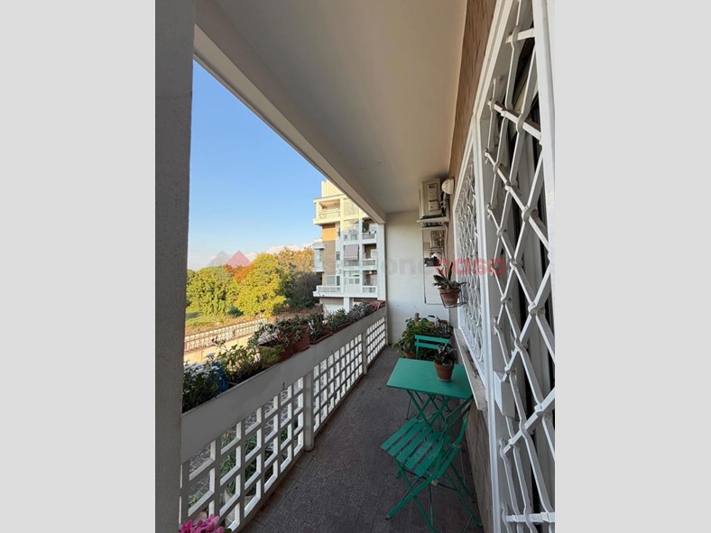 Appartamento in Vendita a Roma, 569'000&euro;, 159 m²