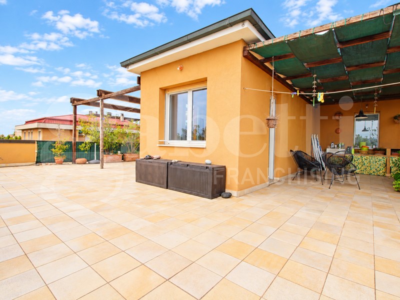 Quadrilocale in Vendita a Bologna, 445'000&euro;, 130 m²