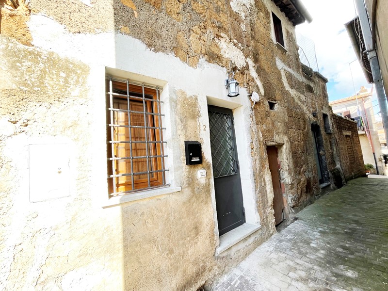Bilocale in Vendita a Castel Sant'Elia, 29'000&euro;, 50 m²