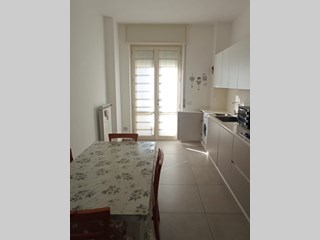 Appartamento in Vendita a Pescia, 170'000&euro;, 116 m², con Box