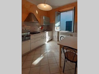 Trilocale in Vendita a Santo Stefano di Magra, zona centro storico S.Stefano, 83'000&euro;, 63 m²