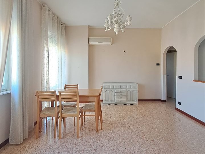 Trilocale in Vendita a Massarosa, 175'000&euro;, 80 m²