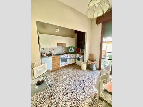 Appartamento in Vendita a Massa e Cozzile, zona Margine Coperta, 132'500&euro;, 115 m², arredato, con Box