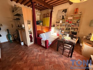 Monolocale in Vendita a Empoli, zona Pozzale, 69'000&euro;, 35 m²