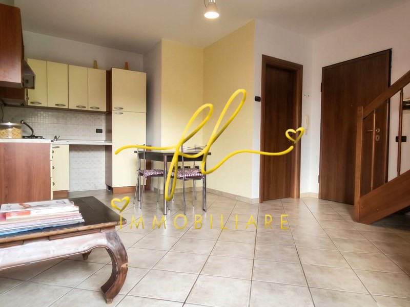 Trilocale in Vendita a Guardistallo, 176'000&euro;, 71 m², con Box