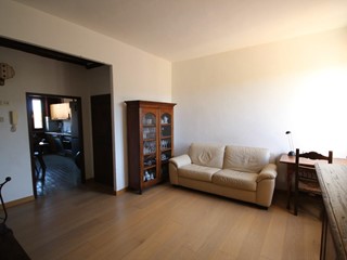 Appartamento in Vendita a Murlo, zona Casciano, 150'000&euro;, 122 m², arredato
