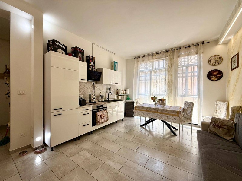 Quadrilocale in Vendita a Alessandria, 99'900&euro;, 95 m²