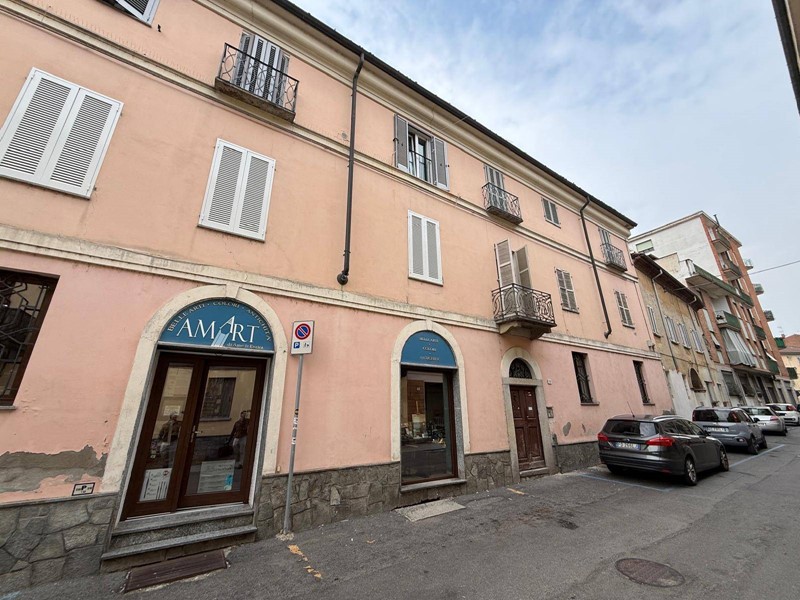Quadrilocale in Vendita a Alessandria, 53'000&euro;, 82 m²