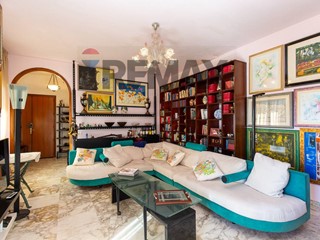 Trilocale in Vendita a Aci Castello, 340'000&euro;, 103 m²