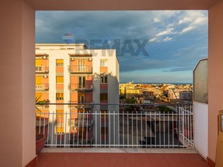 Trilocale in Vendita a Catania, 129'000&euro;, 130 m²