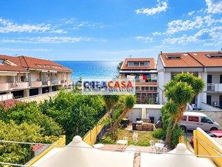 Appartamento in Vendita a Santa Teresa di Riva, 113'000&euro;, 68 m²